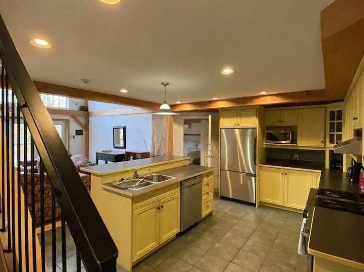 호텔 Timber House Resort