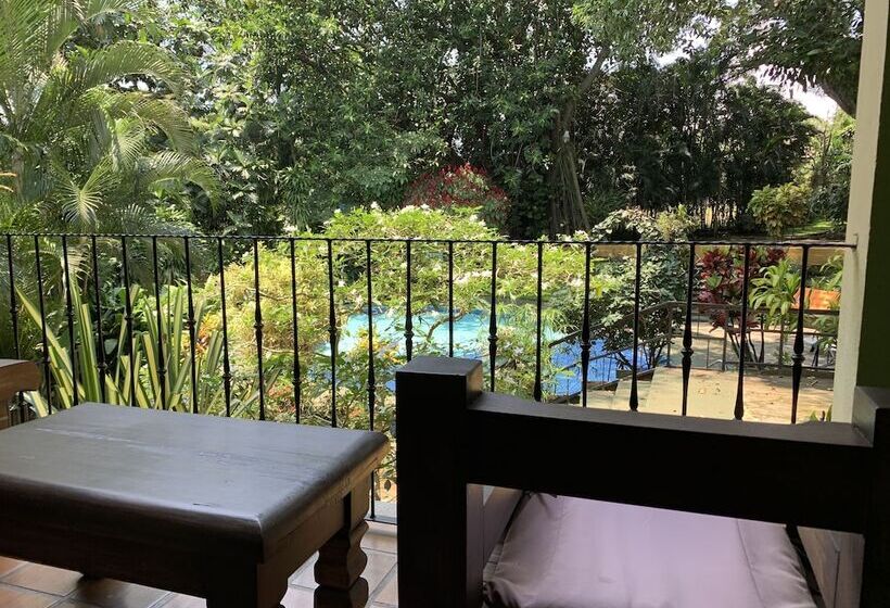 هتل Trapp Family Country Inn