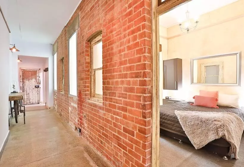 Indulge Apartments   Eighth Street