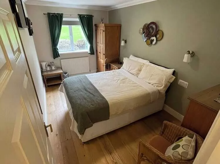 膳宿费 Lovesgrove Country Guest House