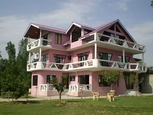 Пансион Shalimar Enclave