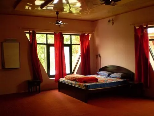 Пансион Shalimar Enclave