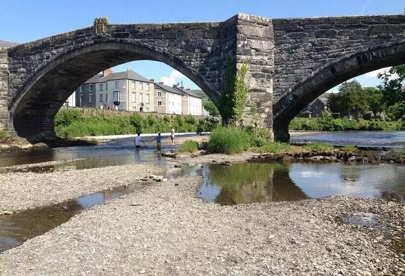 ペンション The Eagles