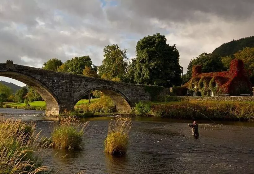 ペンション The Eagles