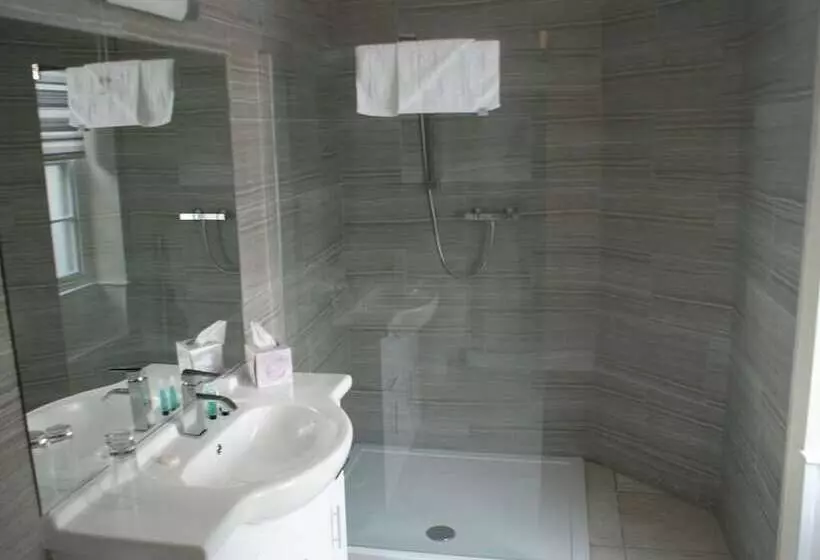 ペンション The Eagles