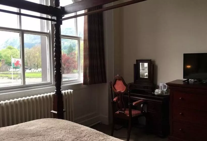 ペンション The Eagles