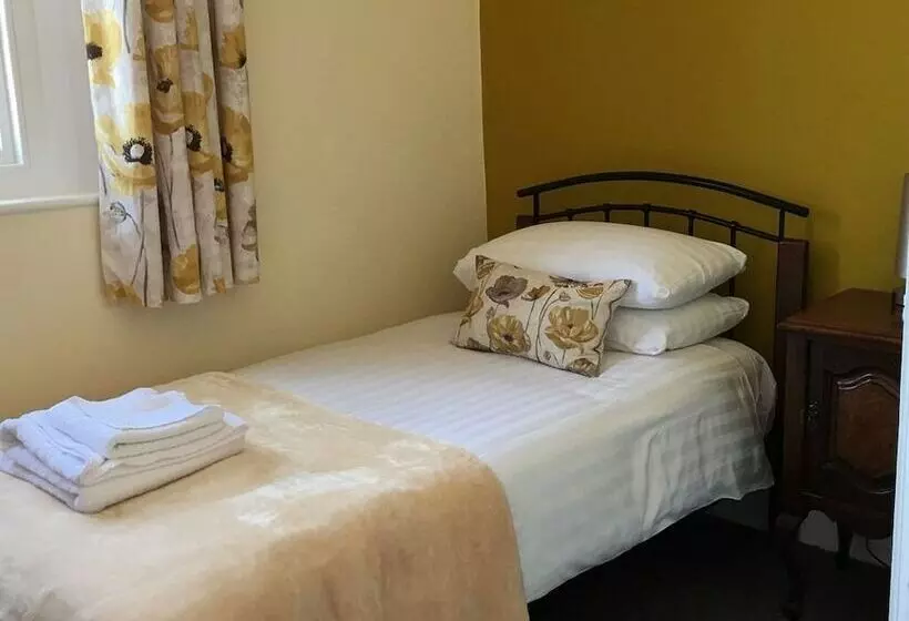 ペンション The Eagles