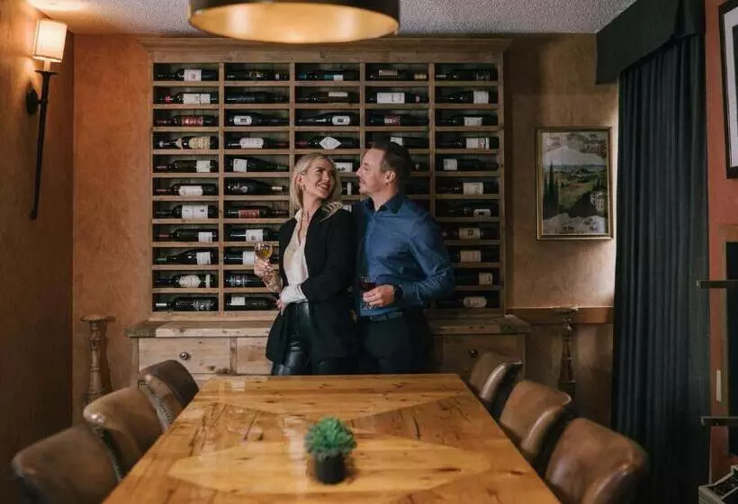 渡假胜地 Mountain Side Hotel Whistler By Executive