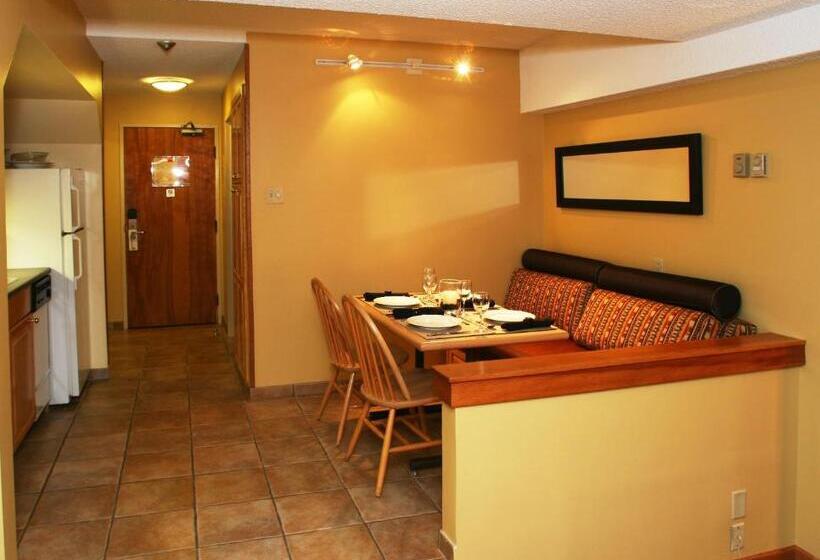 Курорт Mountain Side Hotel Whistler By Executive