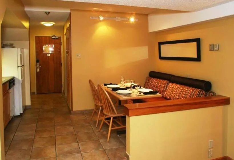 渡假胜地 Mountain Side Hotel Whistler By Executive