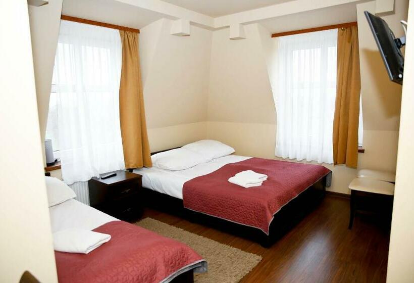 فندق صغير Pod Wiatrakiem