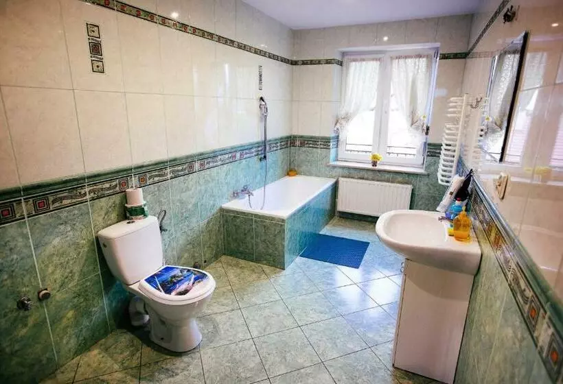 Retkeilymaja Tanie Noclegi 2