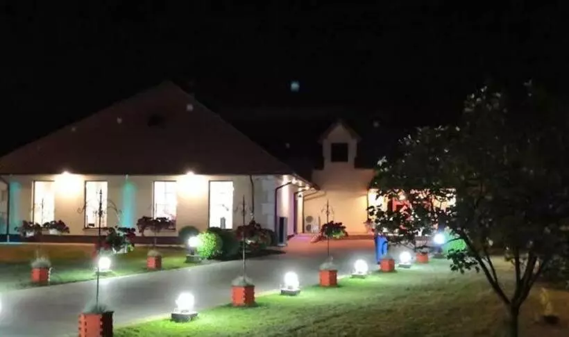 ユースホステル Zajazd Forest