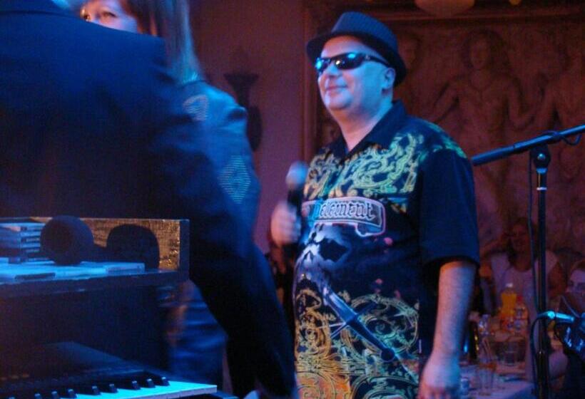 ユースホステル Zajazd Forest