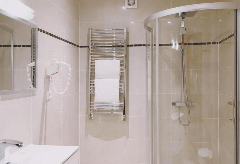 Hostel Zajazd Restauracja Paradise