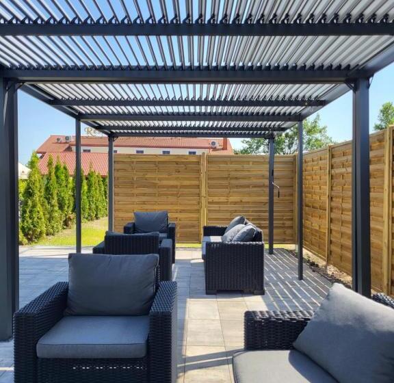 호스텔 Zajazd Zaścianek