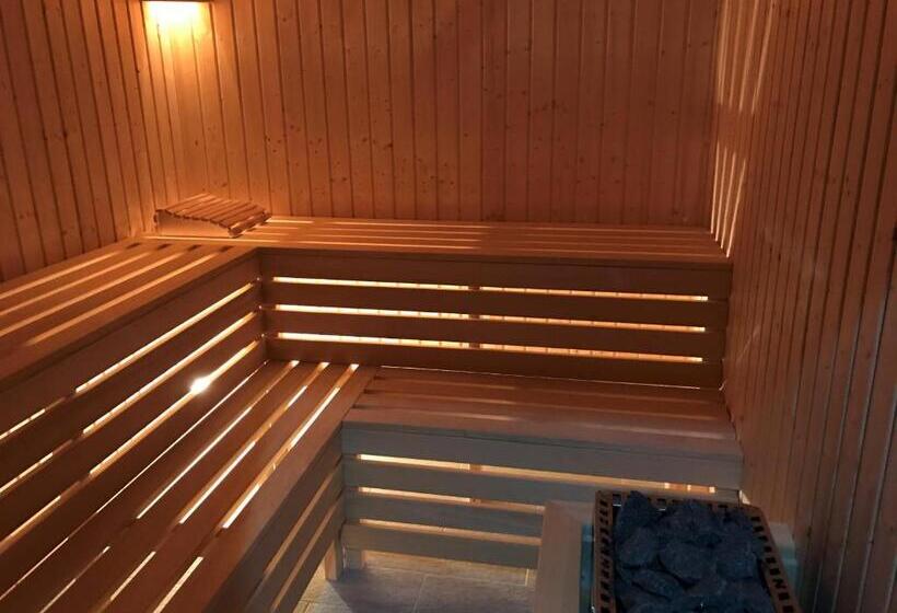 민박 Branica No. 25