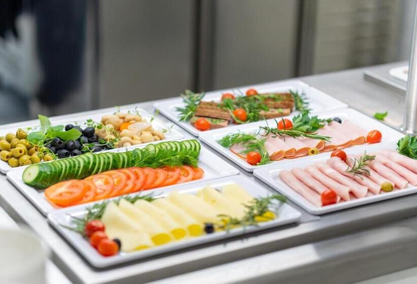 مبيت وإفطار Dobre Smaki At Wczasowa8 Sea Resort