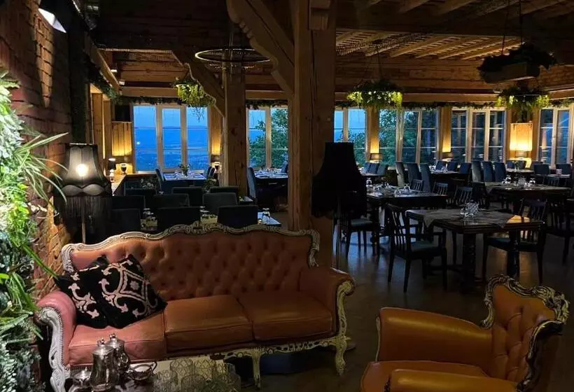 Aamiaismajoitus (B&B) Dom Krawca,schneiderbaude