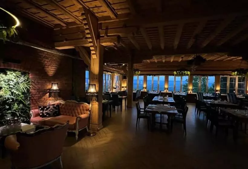 Aamiaismajoitus (B&B) Dom Krawca,schneiderbaude