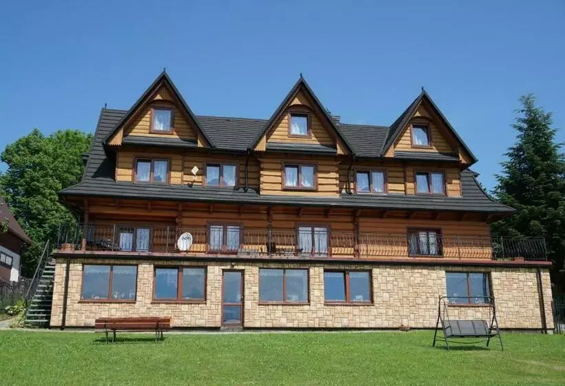 Aamiaismajoitus (B&B) Dom Wczasowy Krystyna