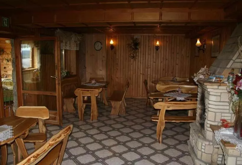 Aamiaismajoitus (B&B) Dom Wczasowy Krystyna