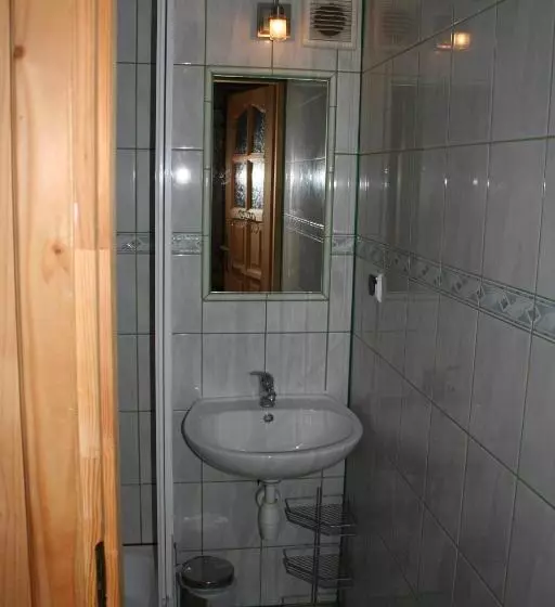 Aamiaismajoitus (B&B) Dom Wczasowy Krystyna