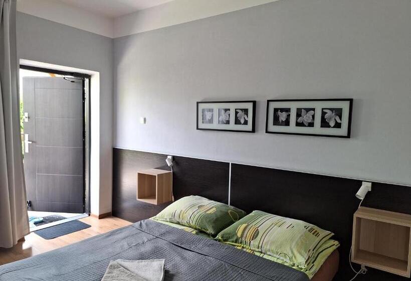 Bed and Breakfast Omega Jantar