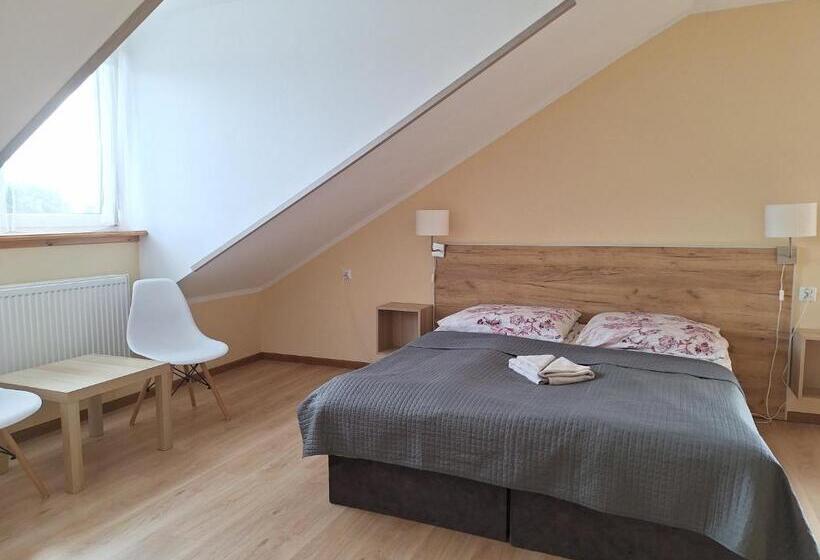 Bed and Breakfast Omega Jantar