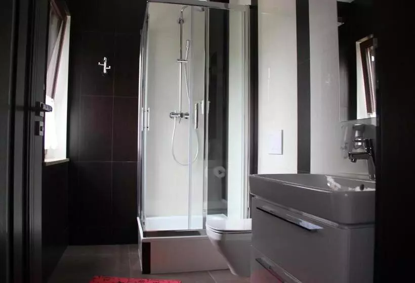 Aamiaismajoitus (B&B) Willa Olympia