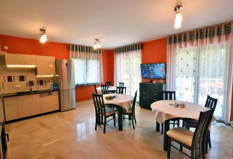 Aamiaismajoitus (B&B) Willa Olympia