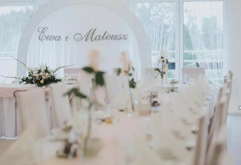 Aamiaismajoitus (B&B) Zajazd Chata Kębłowo