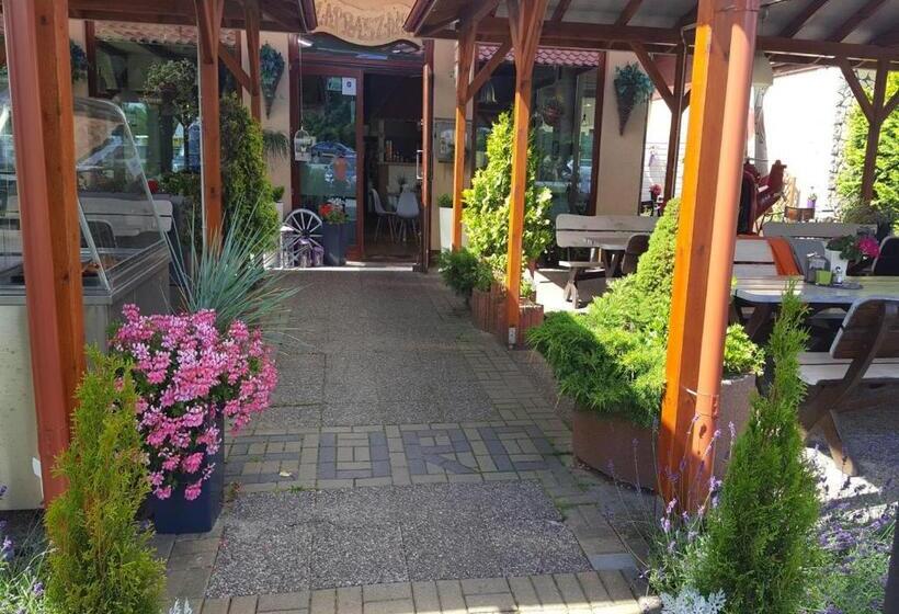 צימר Zajazd Chata Kębłowo