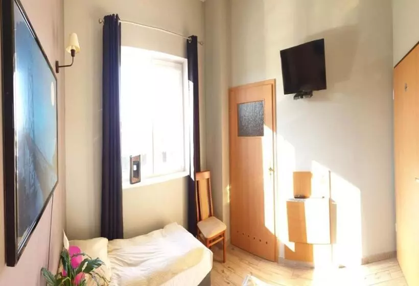 Aamiaismajoitus (B&B) Zajazd Chata Kębłowo