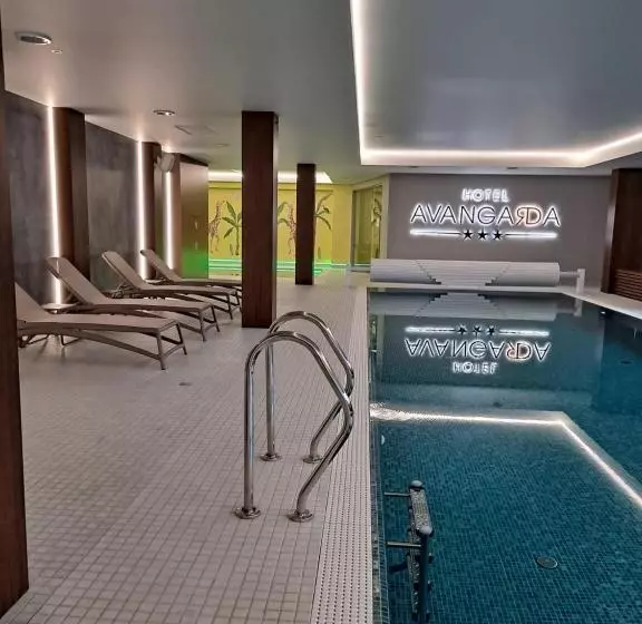 ホテル Avangarda