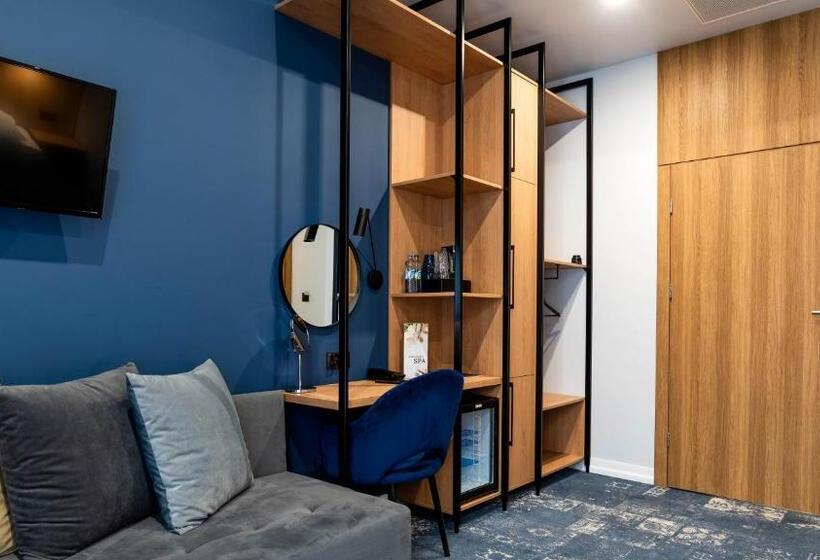 בית מלון כפרי Caryńska Resort & Spa