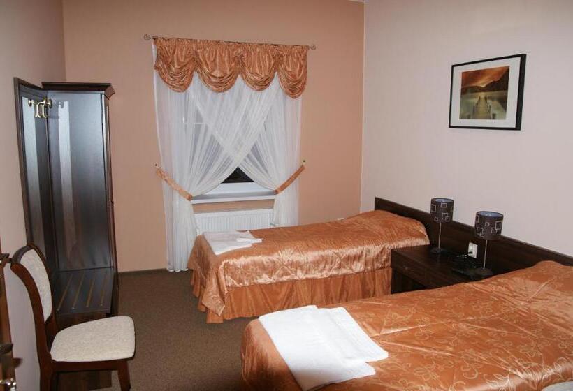 בית מלון כפרי Chrobry