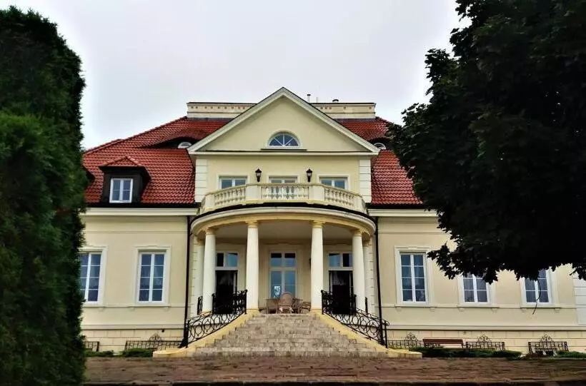 ホテル Dwor Osieczek