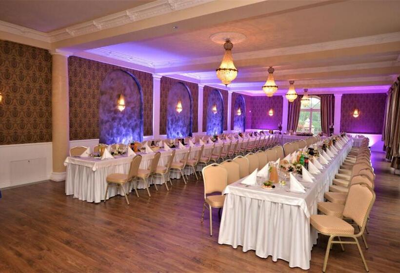 酒店 Dwor Osieczek