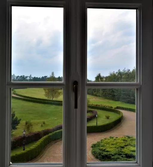 ホテル Dwor Osieczek