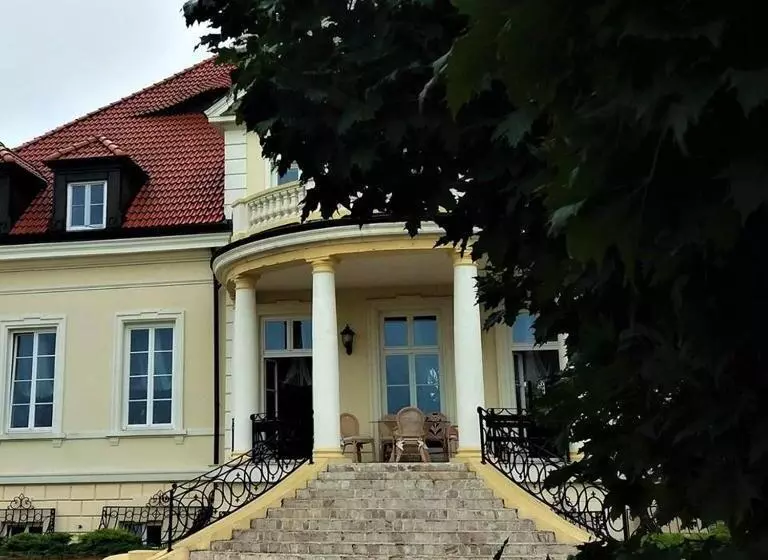 ホテル Dwor Osieczek