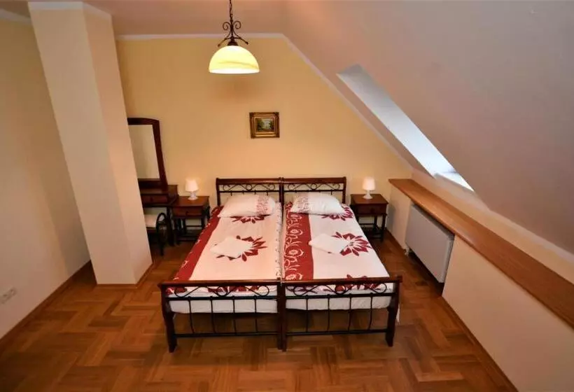 ホテル Dwor Osieczek