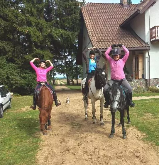 ホテル Kurnik Polski Agroturystyka