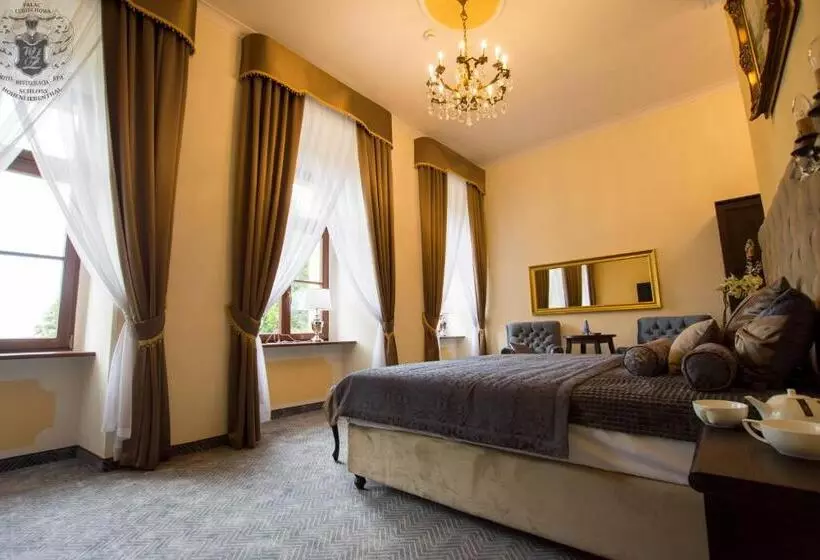 Hotelli Pałac Lubiechowa Jelenia Góra  Riesengebirge