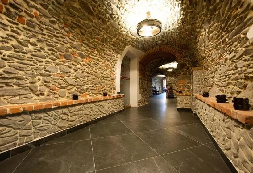 Hotelli Pałac Lubiechowa Jelenia Góra  Riesengebirge