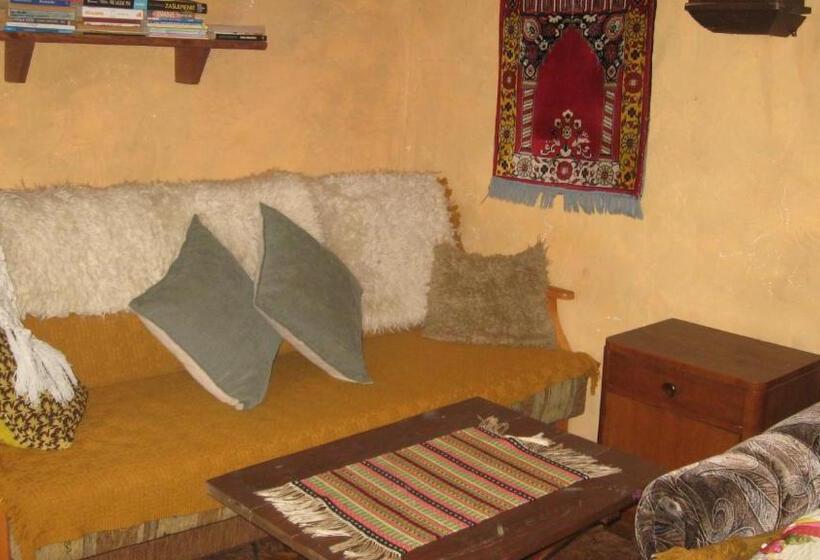 فندق Zagroda Zalipie