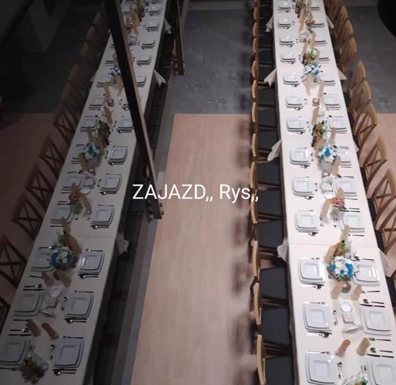 בית מלון כפרי Zajazd ,,ryś