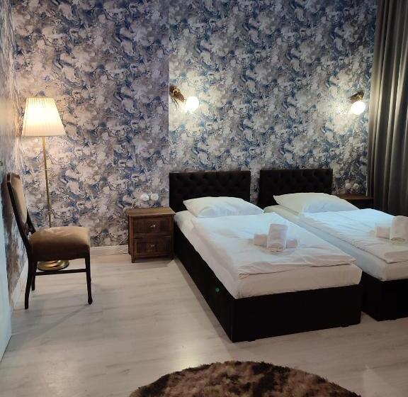 Night O Clock Business Aparts