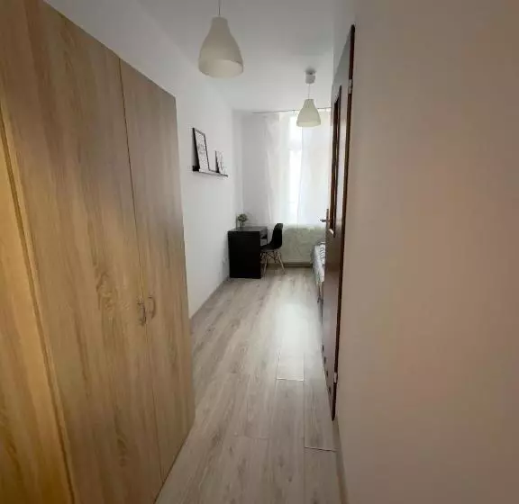 ペンション Kwadrat Apartamenty Grottgera