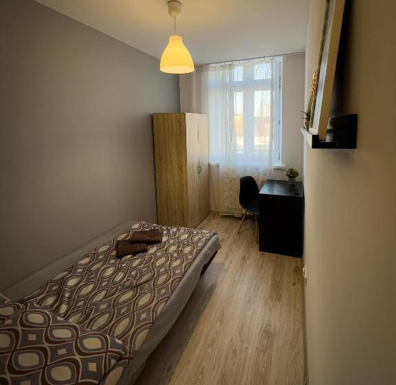 پانسیون Kwadrat Apartamenty Grottgera